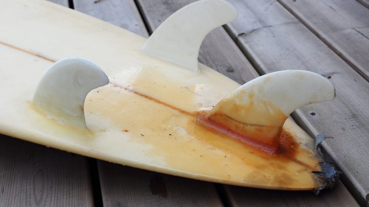 glued surfboard fin