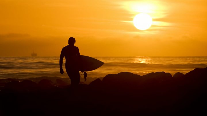 surfer-at-sunset