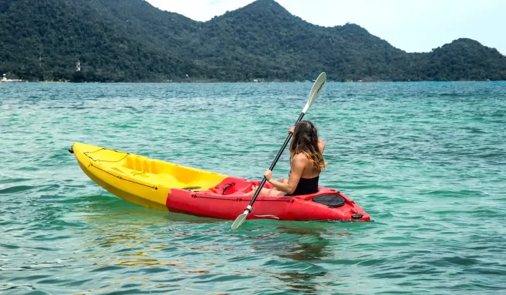 girl on canoe 